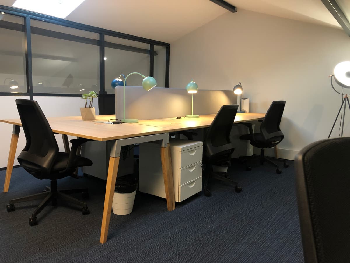 Un bureau privé fermé et meublé chez BigFive Coworking